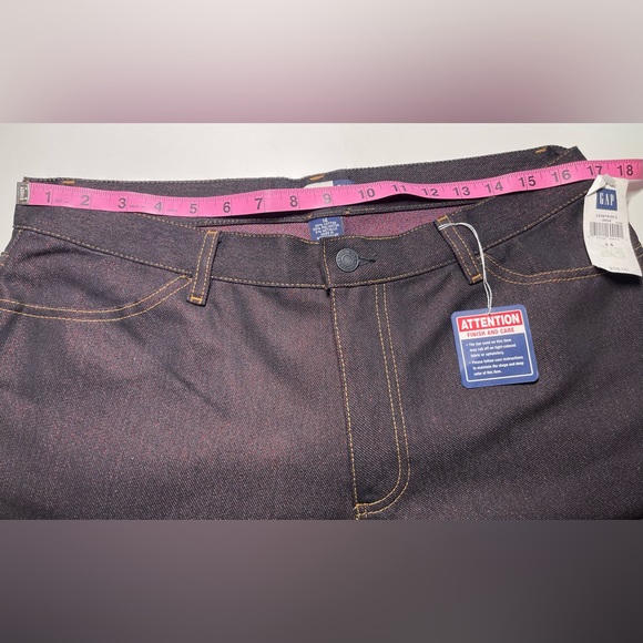 New Gap Women METALLIC Long and Lean BLACK  JEANS Red Sparkle Christmas Flared - Picture 6 of 12